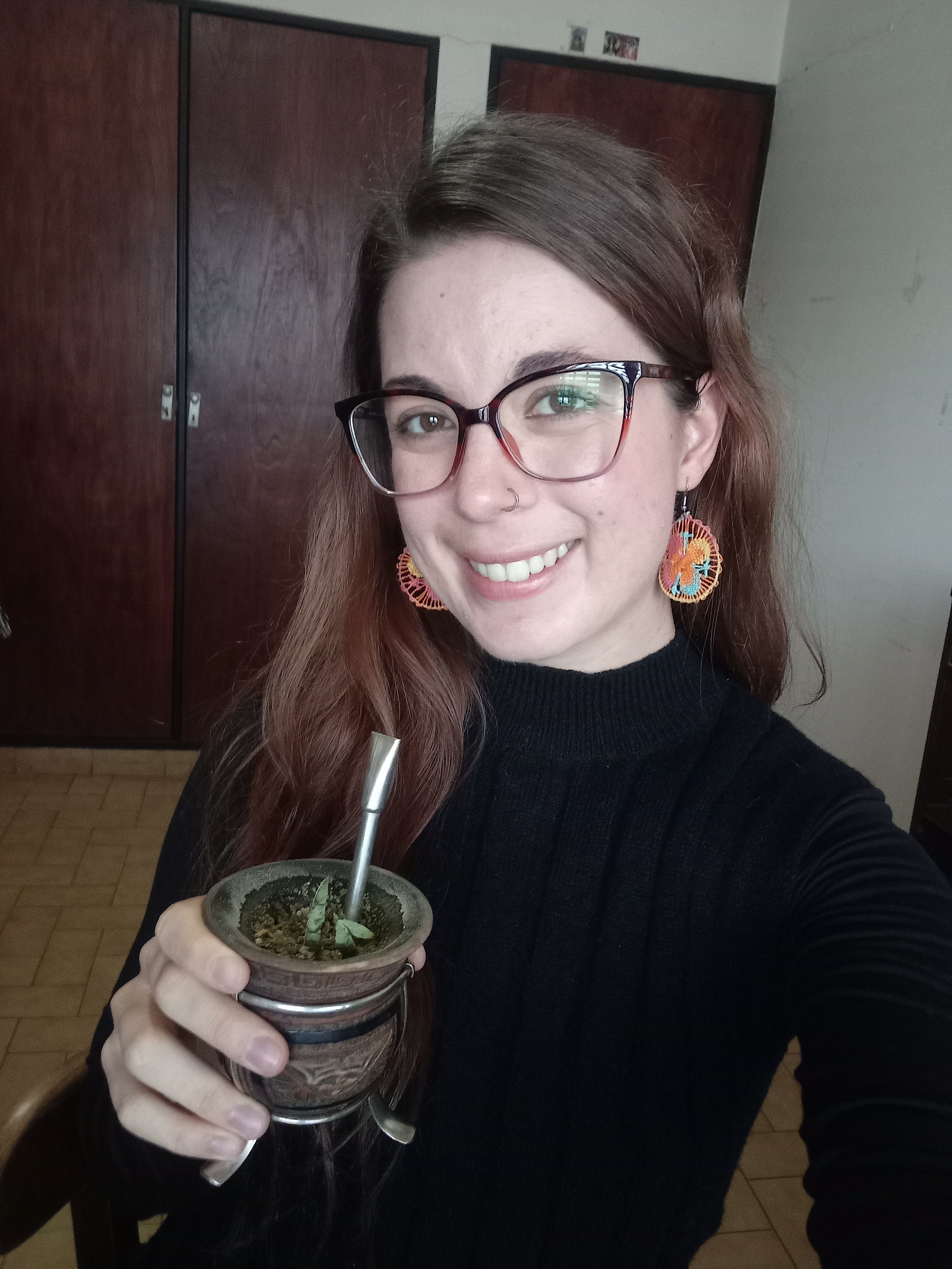 Retrato de Paulina, profesora de lengua y literatura, en su escritorio